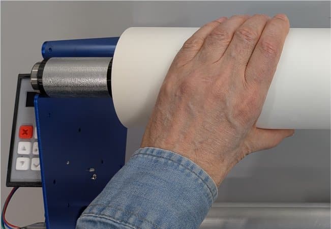 Mounting roll stock on the cutter