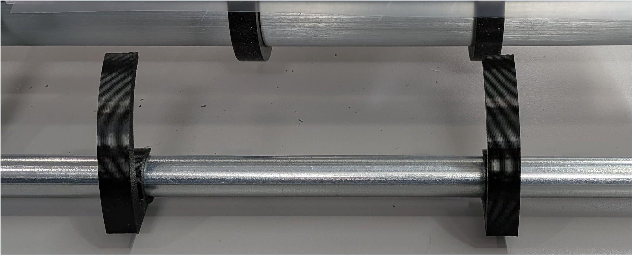 Output guide for thin material